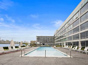 9 Somerset Lane 402, Edgewater NJ 07020