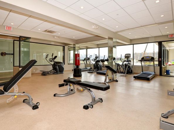 9 Somerset Lane 402, Edgewater NJ 07020