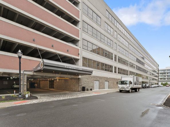 9 Somerset Lane 402, Edgewater NJ 07020
