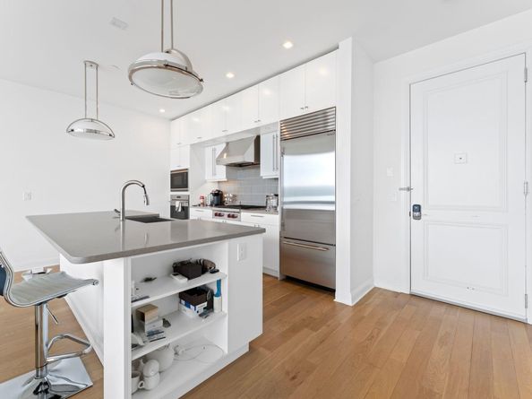 9 Somerset Lane 402, Edgewater NJ 07020