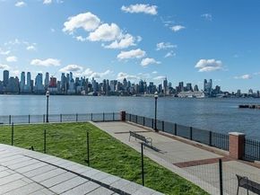 22 Avenue At Port Imperial 221, West New York NJ 07093