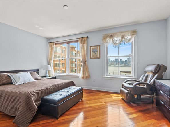 22 Avenue At Port Imperial 221, West New York NJ 07093