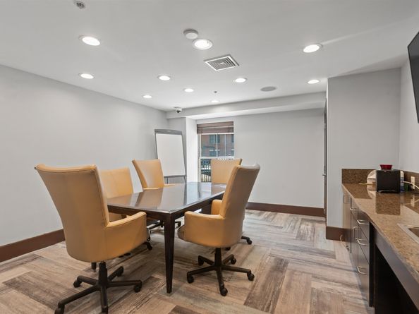 22 Avenue At Port Imperial 221, West New York NJ 07093