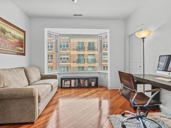 22 Avenue At Port Imperial 221, West New York NJ 07093