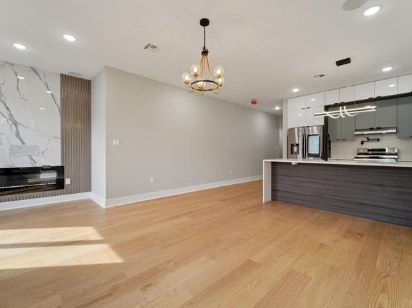 313 Lembeck Ave 1, Jersey City NJ 07305