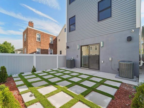 313 Lembeck Ave 1, Jersey City NJ 07305