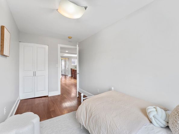 281 4th St 4, Jersey City NJ 07302