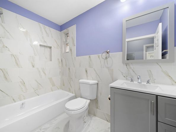 127 Wegman Parkway, Jersey City NJ 07305