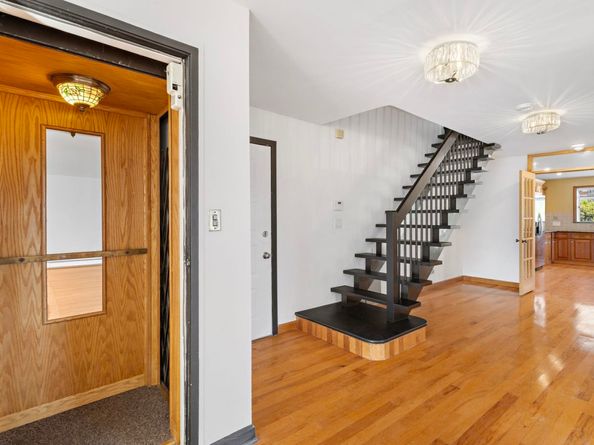 9B Cove Lane 9B, North Bergen NJ 07047