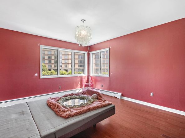 9B Cove Lane 9B, North Bergen NJ 07047