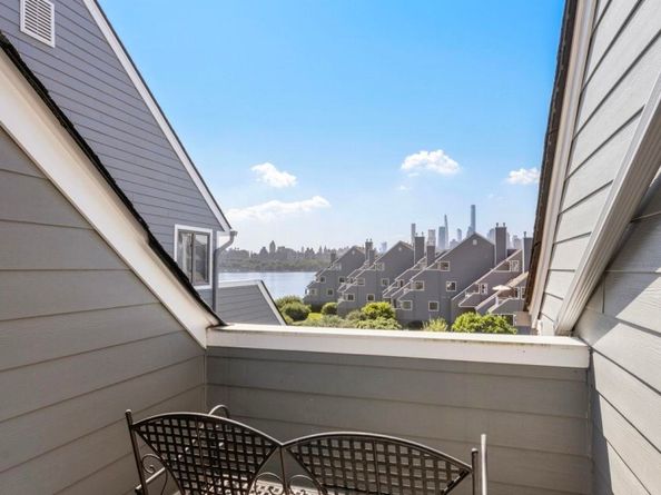 9B Cove Lane 9B, North Bergen NJ 07047