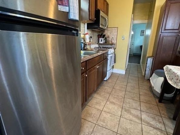 542 61st St, West New York NJ 07093