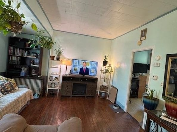 542 61st St, West New York NJ 07093