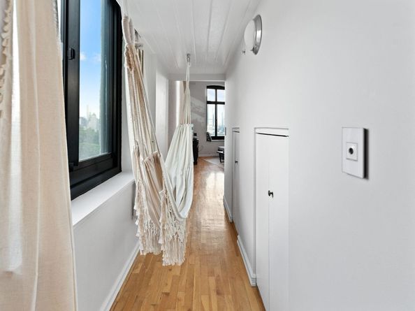518-536 Gregory Ave C402, Weehawken NJ 07086