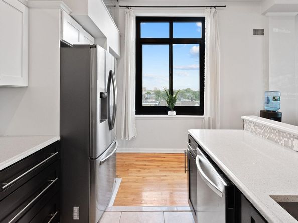 518-536 Gregory Ave C402, Weehawken NJ 07086