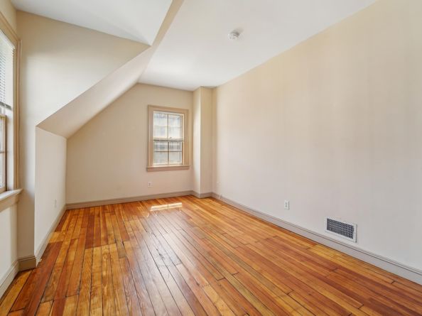 74 Sherman Pl, Jersey City NJ 07307