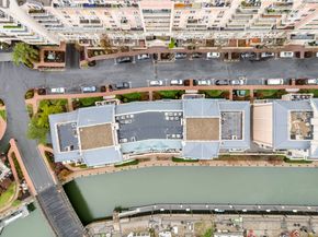 201 Shearwater Ct West 31, Jersey City NJ 07305