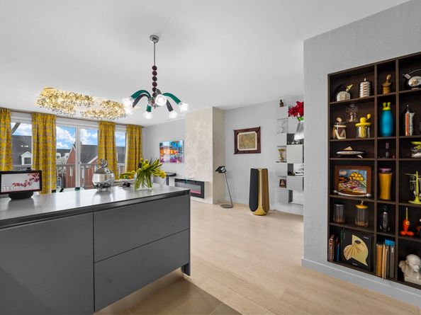 201 Shearwater Ct West 31, Jersey City NJ 07305