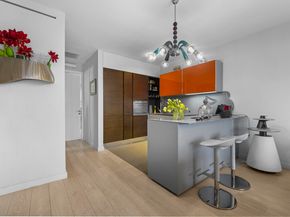 201 Shearwater Ct West 31, Jersey City NJ 07305