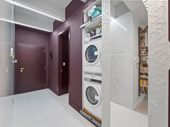 201 Shearwater Ct West 31, Jersey City NJ 07305