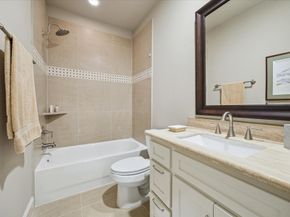 7835 Bobbitt Lane, Houston TX 77055