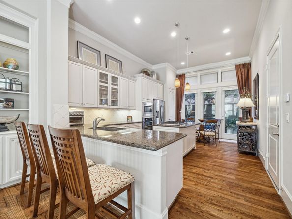 7835 Bobbitt Lane, Houston TX 77055