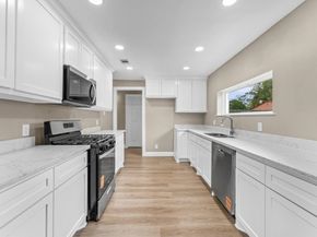 2202 Des Jardines Street, Houston TX 77023