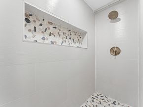 2202 Des Jardines Street, Houston TX 77023