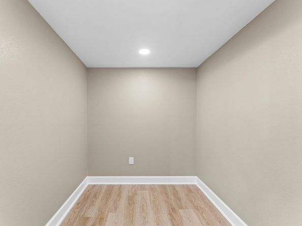 2202 Des Jardines Street, Houston TX 77023