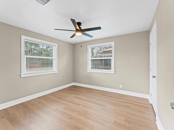 2202 Des Jardines Street, Houston TX 77023