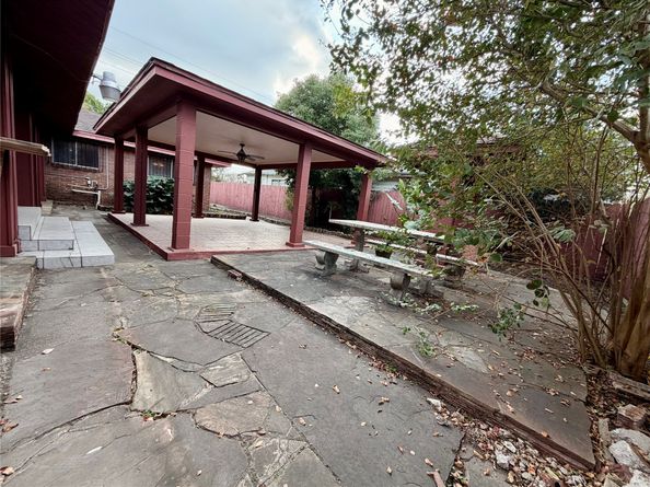 7007 Avenue F, Houston TX 77011