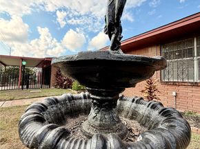 7007 Avenue F, Houston TX 77011