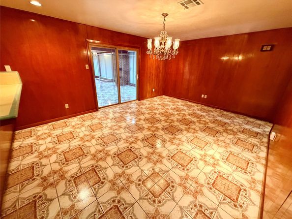 7007 Avenue F, Houston TX 77011