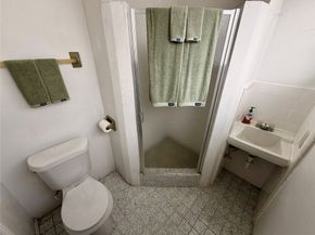 7007 Avenue F, Houston TX 77011