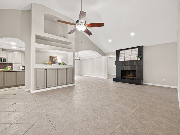 1903 Wingleaf Drive, Houston TX 77084