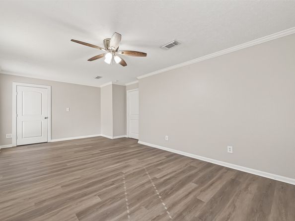 1903 Wingleaf Drive, Houston TX 77084