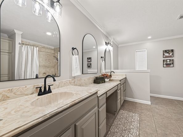 1903 Wingleaf Drive, Houston TX 77084