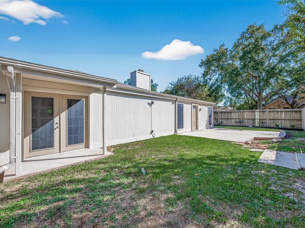 1903 Wingleaf Drive, Houston TX 77084