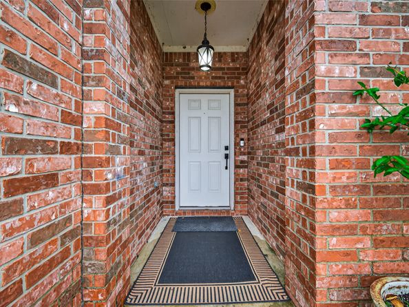 7731 London Tower Lane, Houston TX 77044