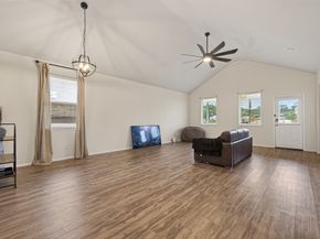 7731 London Tower Lane, Houston TX 77044