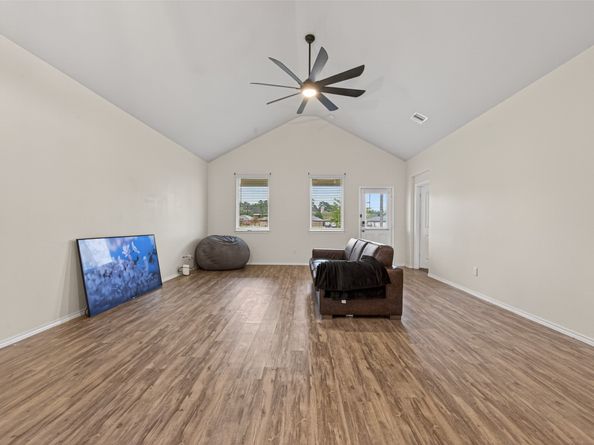 7731 London Tower Lane, Houston TX 77044