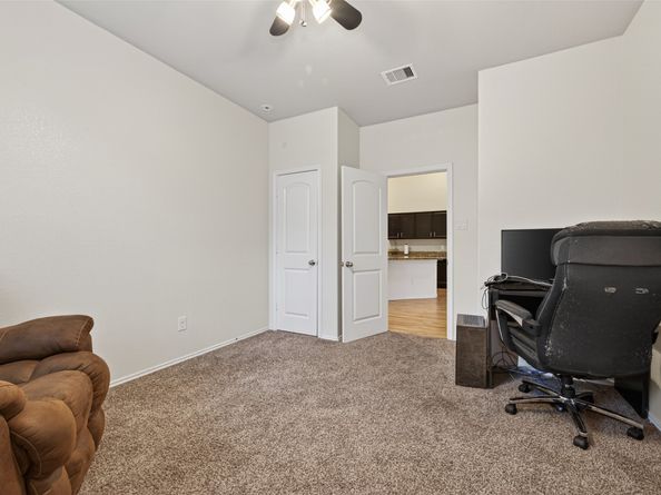 7731 London Tower Lane, Houston TX 77044