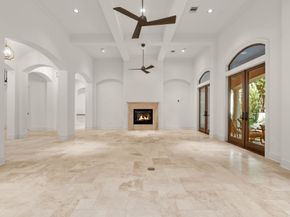 10 Maroon Creek Court, The Woodlands TX 77389