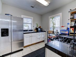 121 E 32nd Street, Houston TX 77018