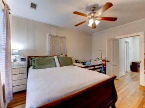 121 E 32nd Street, Houston TX 77018