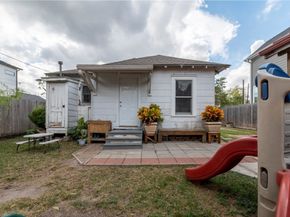 121 E 32nd Street, Houston TX 77018