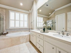 2006 Helena Street, Houston TX 77002