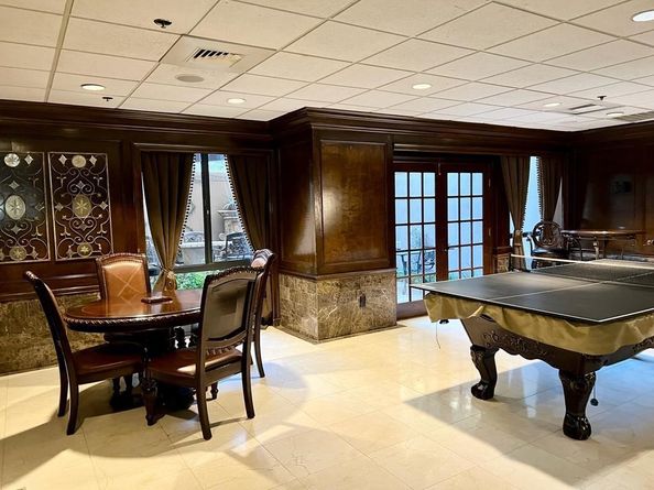 3525 Sage Road 704, Houston TX 77056