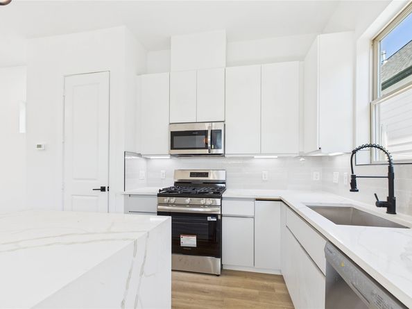 5318 Terry Street, Houston TX 77009