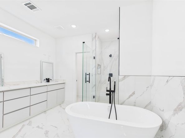 5318 Terry Street, Houston TX 77009